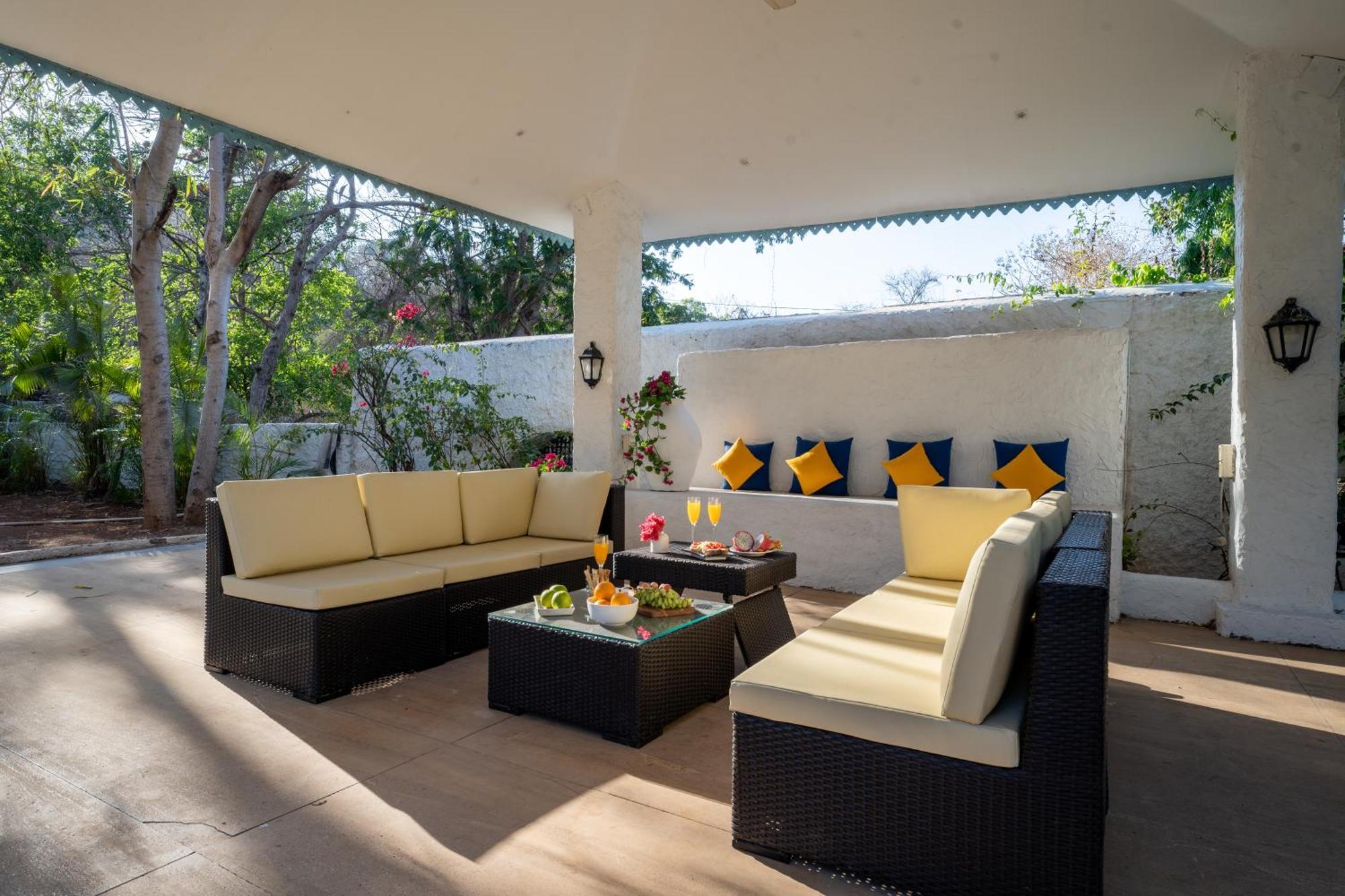 Lohonostays Villa Santorini อลีบาก ภายนอก รูปภาพ
